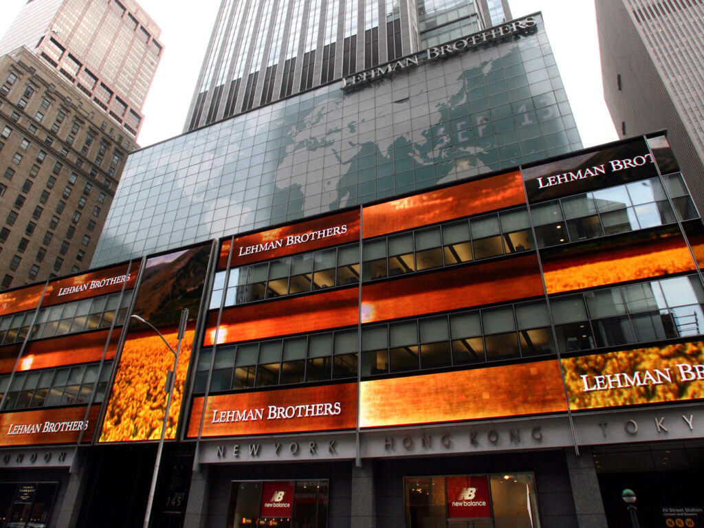 Bond Market Flashes Warning Signal Not Seen Since Before 2008 Financial Crisis AP Photo/David Karp